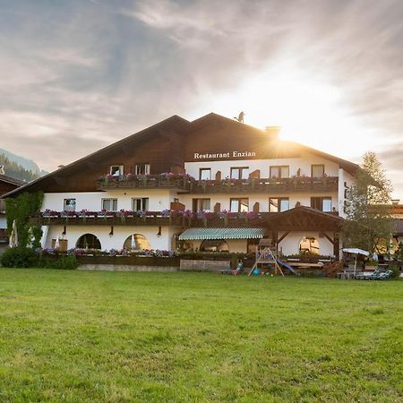 Gasthof Enzian タンハイム エクステリア 写真