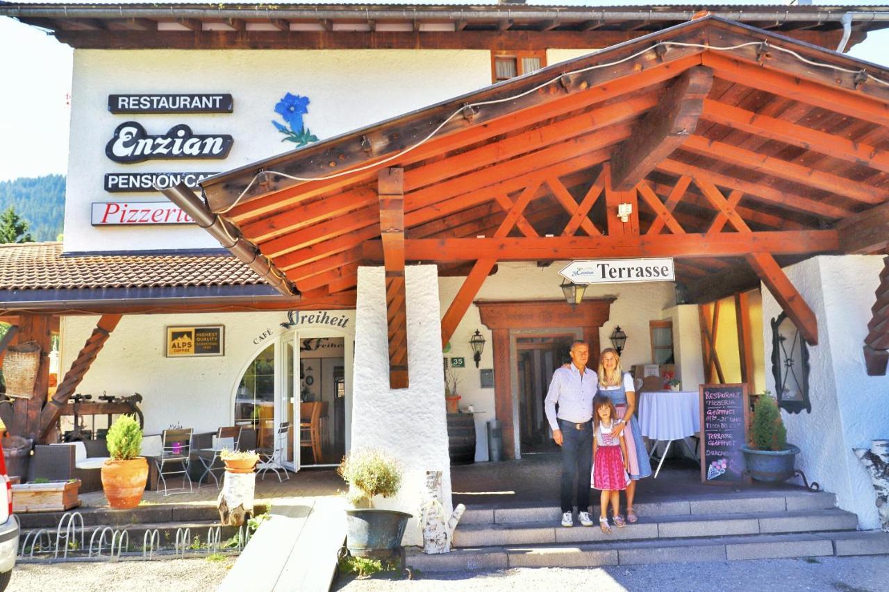Gasthof Enzian タンハイム エクステリア 写真