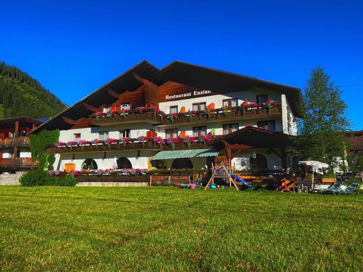 Gasthof Enzian タンハイム エクステリア 写真